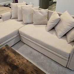 Sectional Couch With Pillows