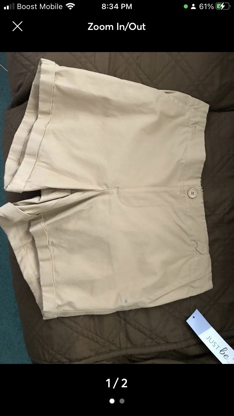 New Women Shorts Size Medium 8-10 