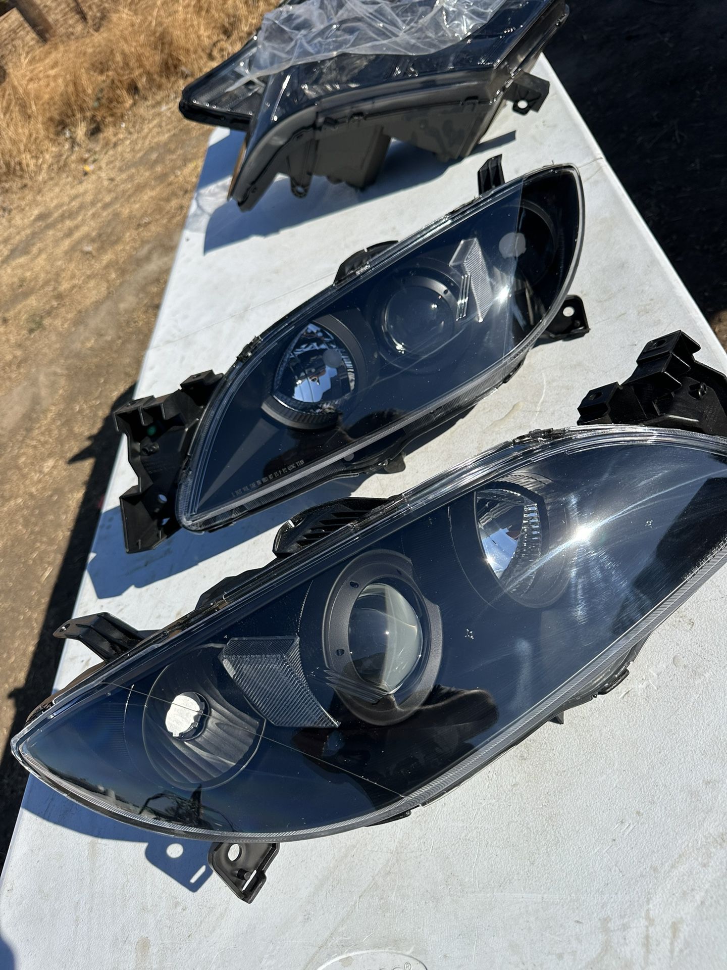 New Mazda 3 Headlights 04-09