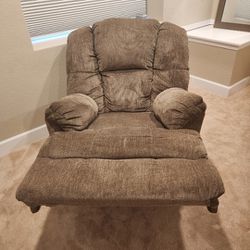 Recliner Chair - $50 (Pick-up Only)
