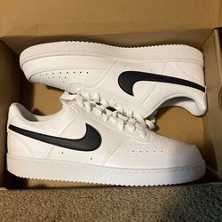 Nike Core Vision Low