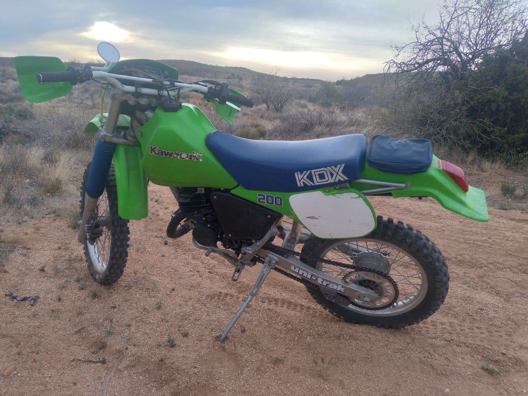 kawasaki kdx200