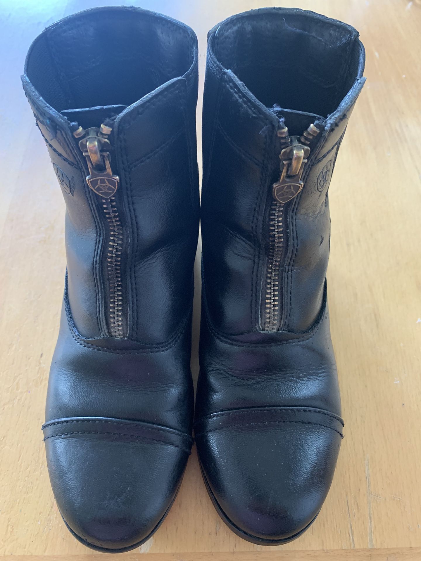 AriAt Little Kids Paddock Boots Size 1