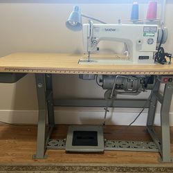 Brothers industrial sawing machine