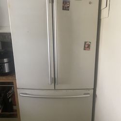 Refrigerator, Microwave, Pots And Pans