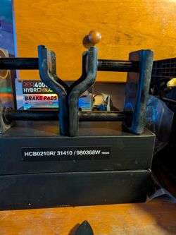 Factory Nissan Frontier rear leaf spring shackles