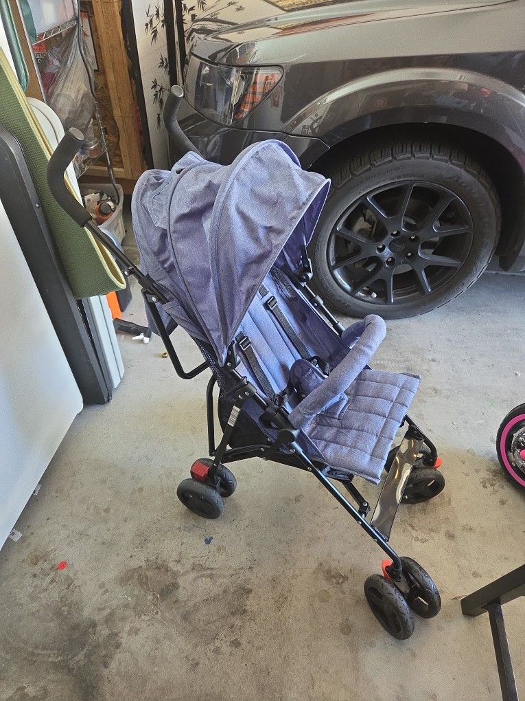 Dream On Me Vista Moonwalk Stroller - Blue