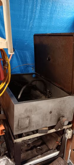 Parts wash tank. 300 obo