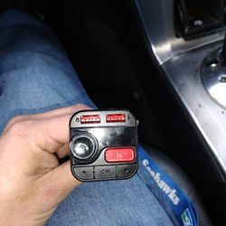 Bluetooth FM Transmitter 