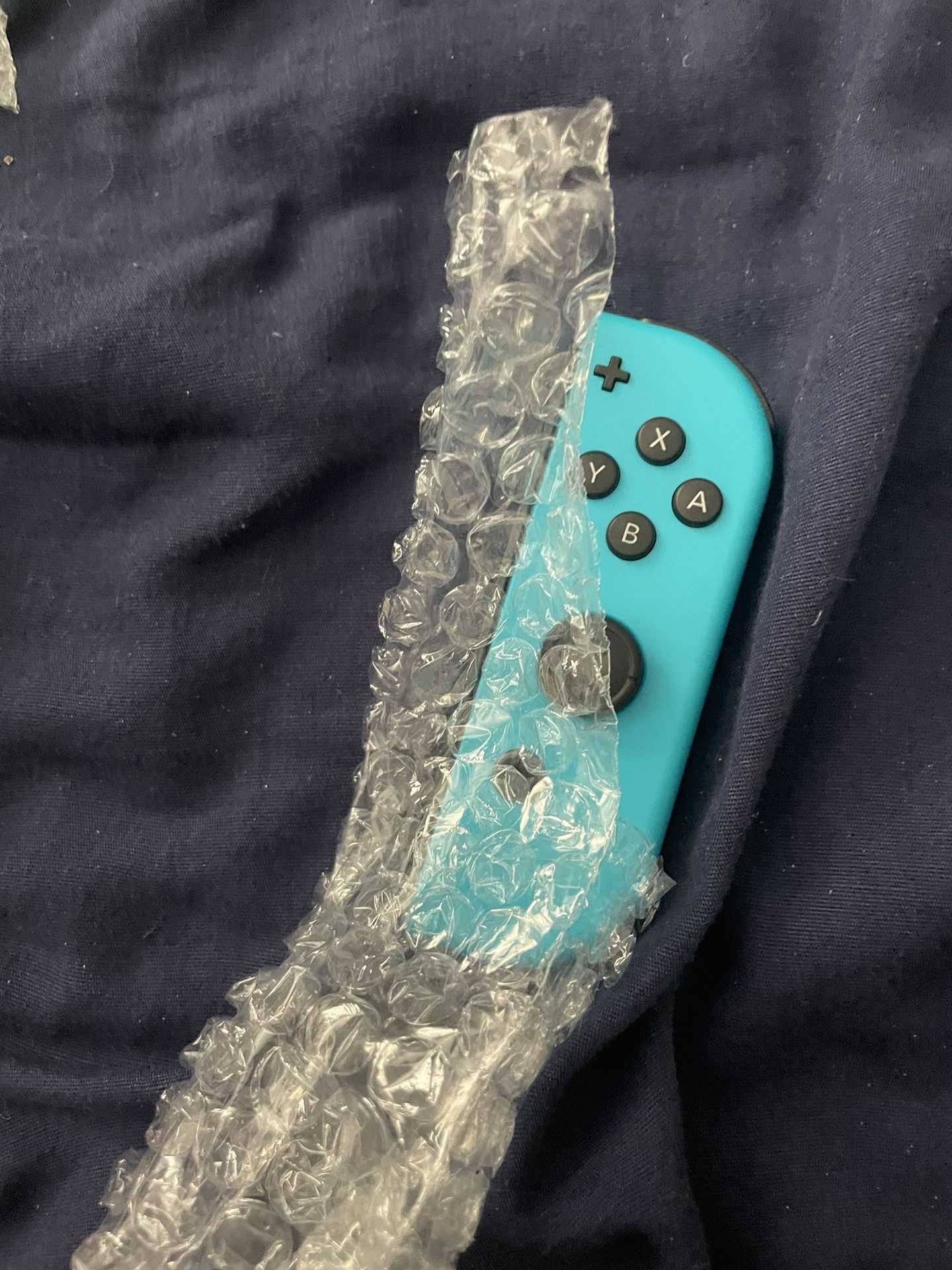 Right Nintendo Joy Con (Blue)