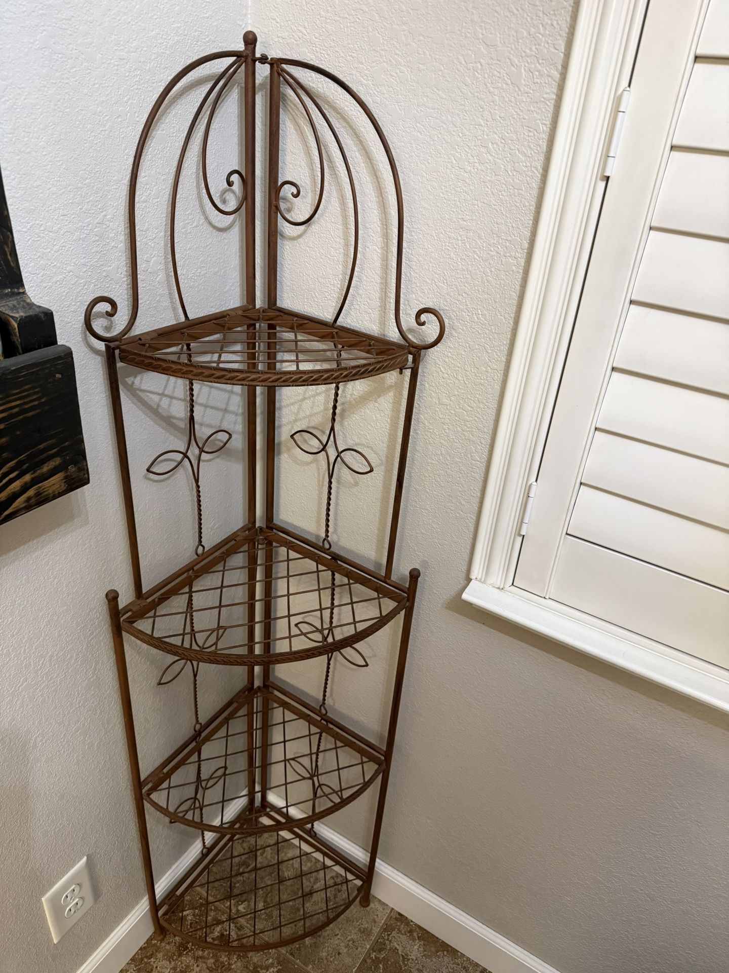 Corner Metal Shelf Stand