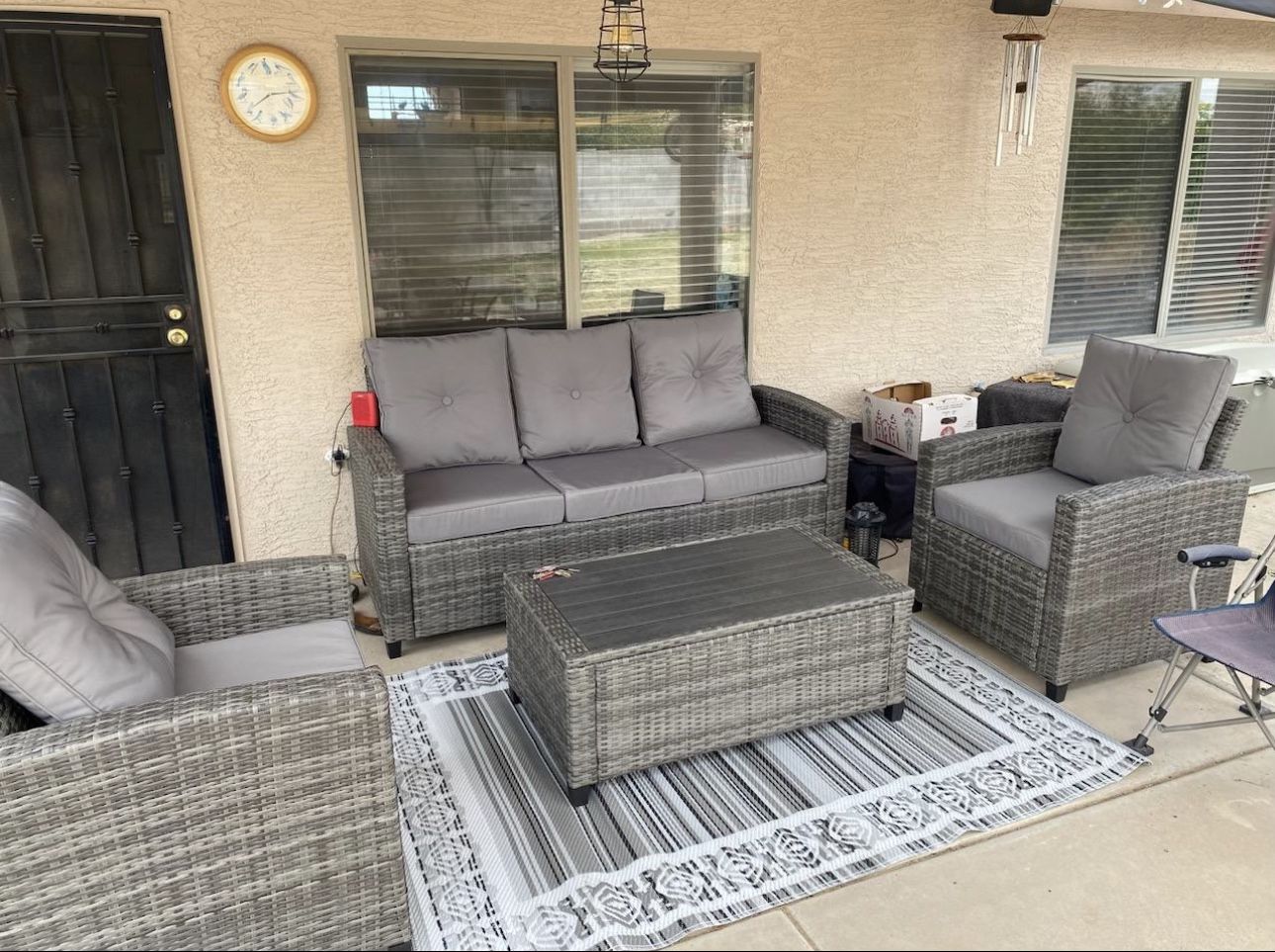 4 Piece Patio Furniture Set w/ Thick Cushions and Hard Top Table *NEW*LOCAL DELIVERY**