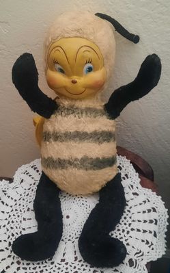 Vintage Gund Honey Bee Rubber Face 16" Doll - 1950's Collectible