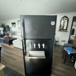 Kegerator Refrigerator 4 Taps