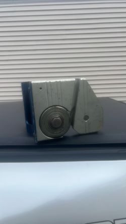 Aluminum slider for van mark beaker