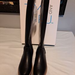 Women's Boots Size 6 Time and Tru Black NEW!