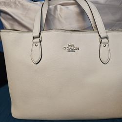 Coach Gallery Tote Large - White Leather