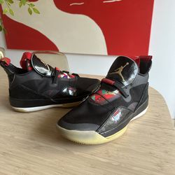 Nike Jordan XXXIII shoes