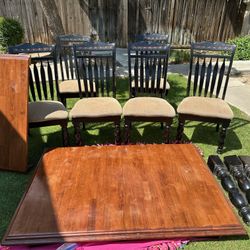 Dining Room Table And Chair Set 