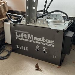 Used, Repairable, Liftmaster Garage Door Opener
