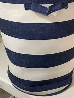 Laundry basket toy basket