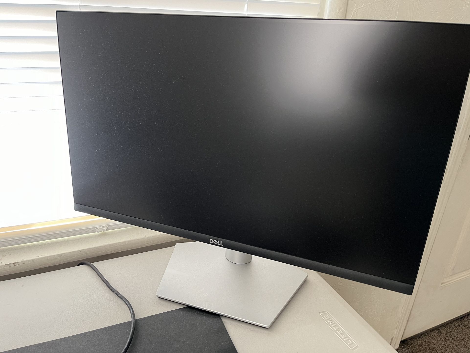 Dell 24 Inch Display