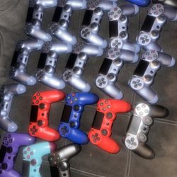 ps4 controllers 15 each all tested sell ling fast