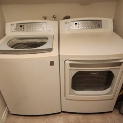 1 bed 1 bath master bedroom