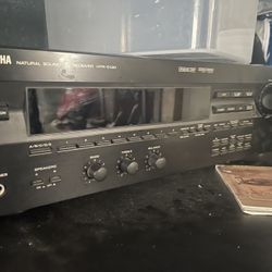 Vintage Yamaha Receiver With 3 Speakers And 1 sun