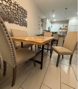 Dining Area - Pretty and Quality Wood