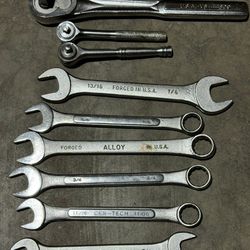 Wrench Collection With Socket Wrench