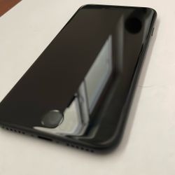 Tmobile iPhone 7  32 gb clean IMEI $75 excellent condition 