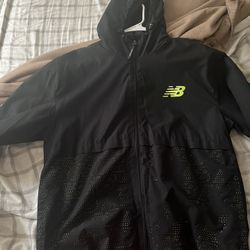 New Balance Windbreaker size Medium Men’s ( Waterproof)