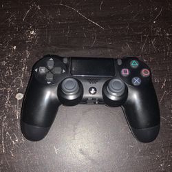PlayStation 4 Controller - Black