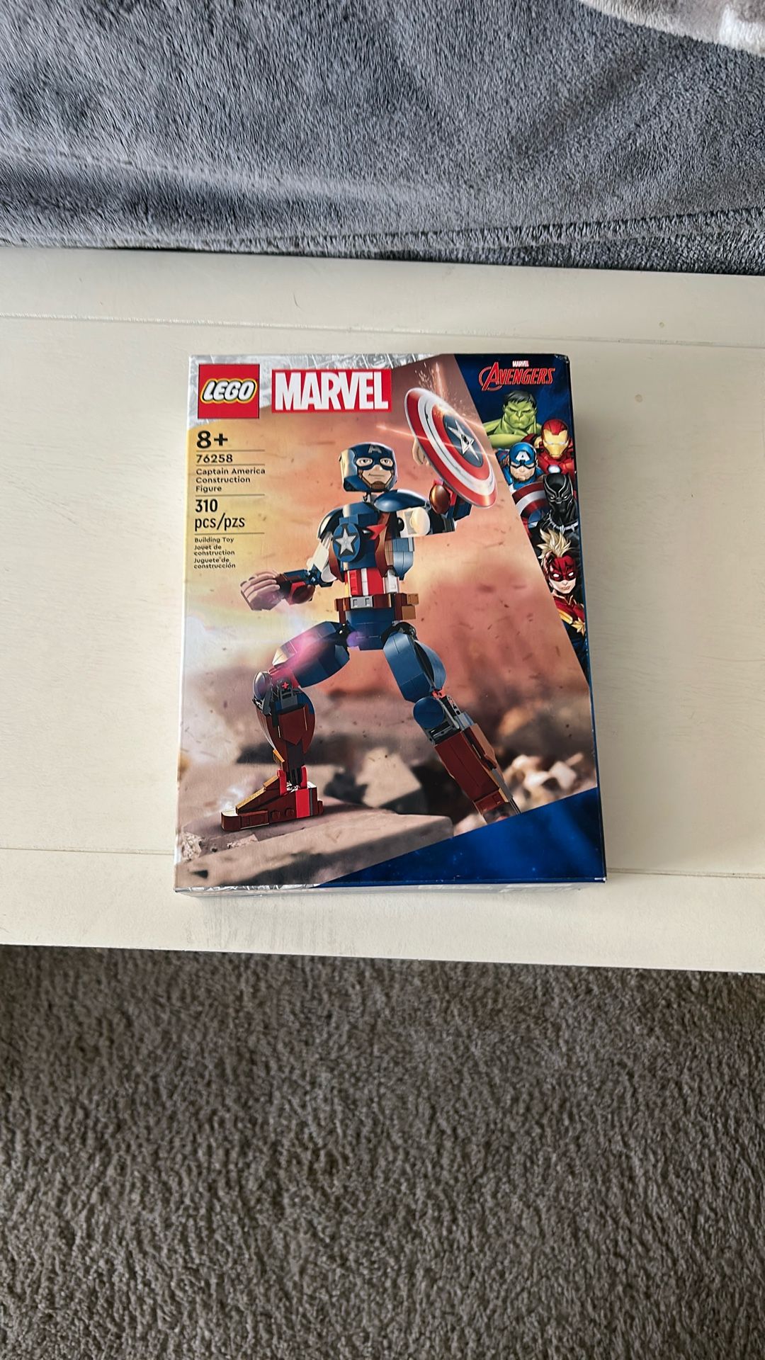 Captain America Construction Figure