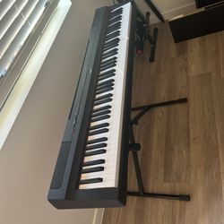 Yamaha Piano Keyboard