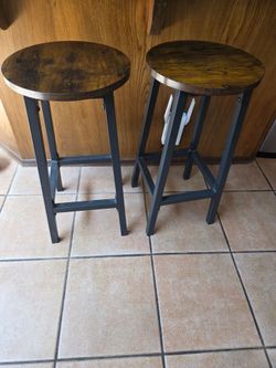 Bar stool