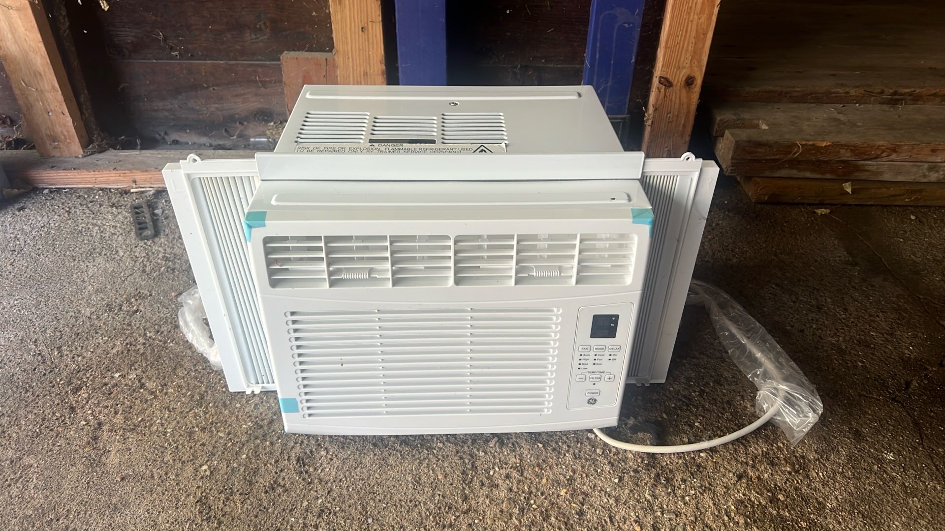 90%new AC