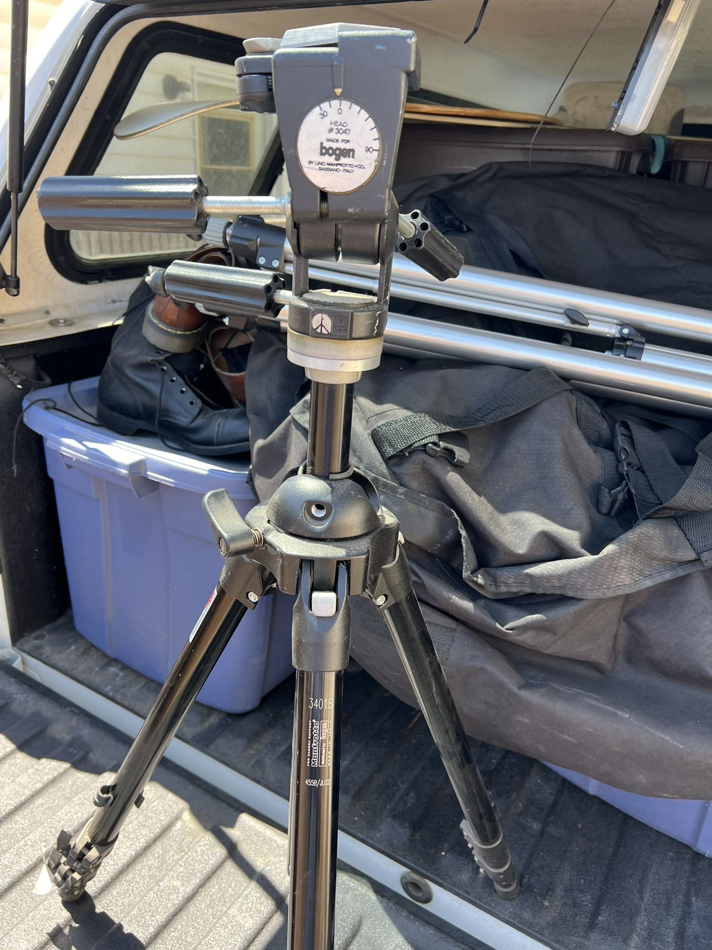 Manfrotto professional camera tripod 3401