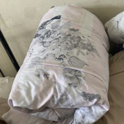 Bed Set Full Double $25.00 for everything see pictures