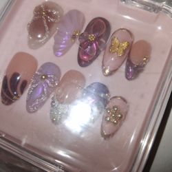 Almond Press On Nails