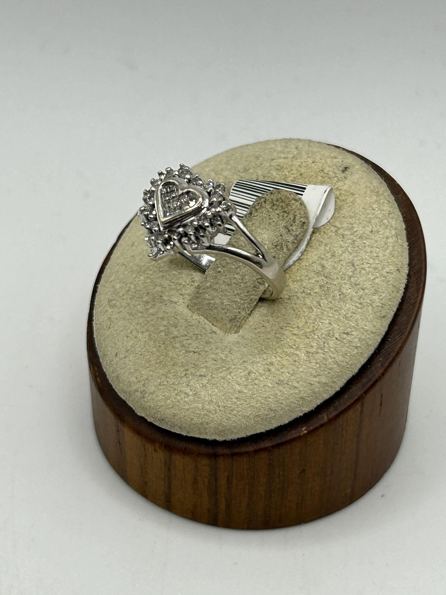 White Gold And Diamond Heart Ring