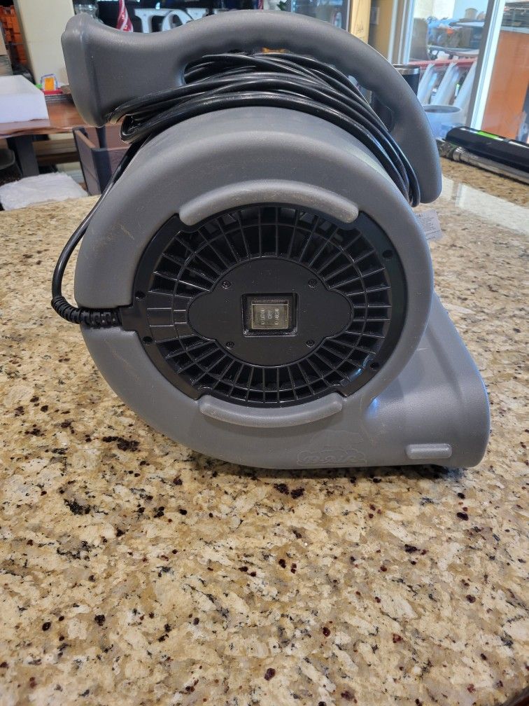 B-Air 1/2 HP Air Mover for Janitorial Water Damage Restoration Stackable Carpet Dryer Floor Blower Fan