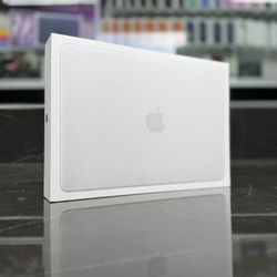 MacBook Neo Silver 256 & 512gb Available ((Take It Home In Payments/ llévatelo a casa en pagos) Only $10 Down 