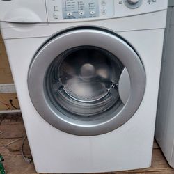 Amana washer and dryer