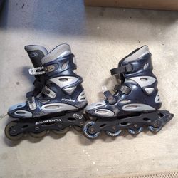 Europa Inline Roller Skate, Boys, Size 9.