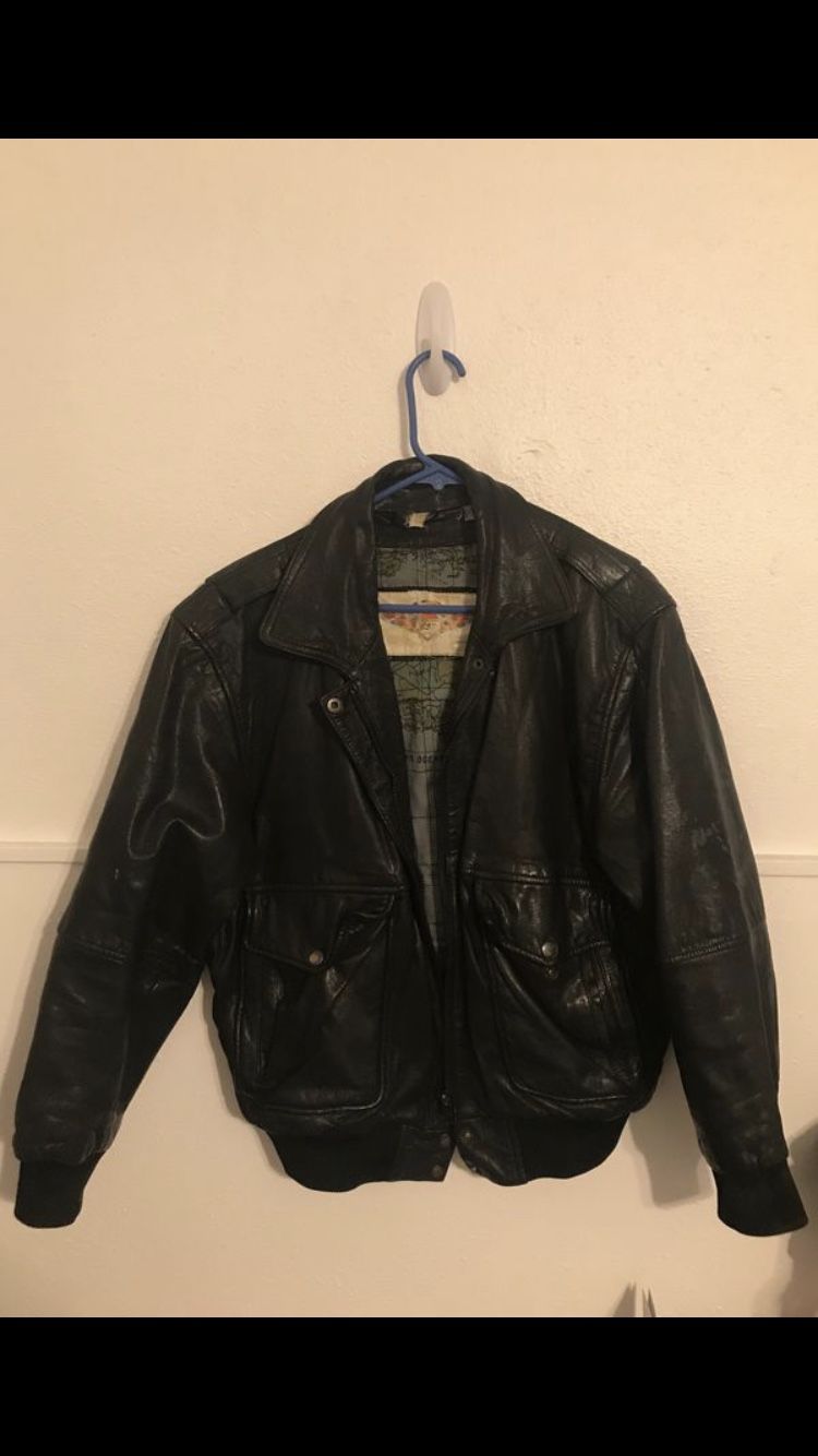 Vintage men’s leather jacket size large