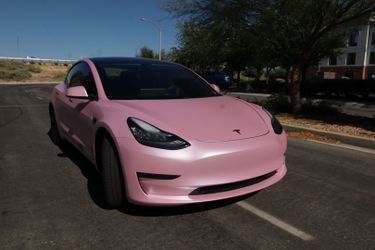 Custom car vinyl wrap