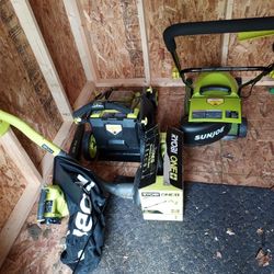 Lawnmower Charger