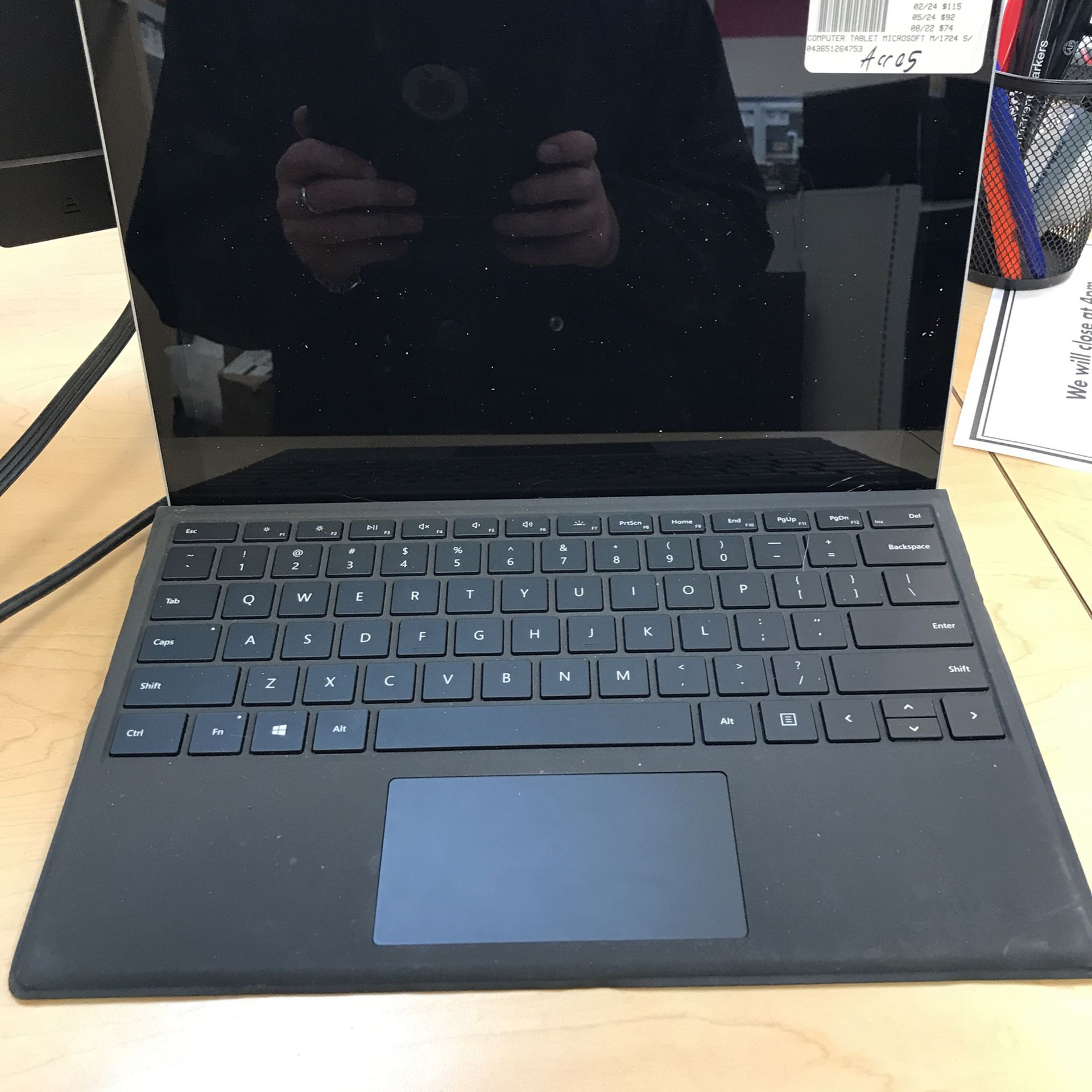 Microsoft Surface Tablet Model:1724